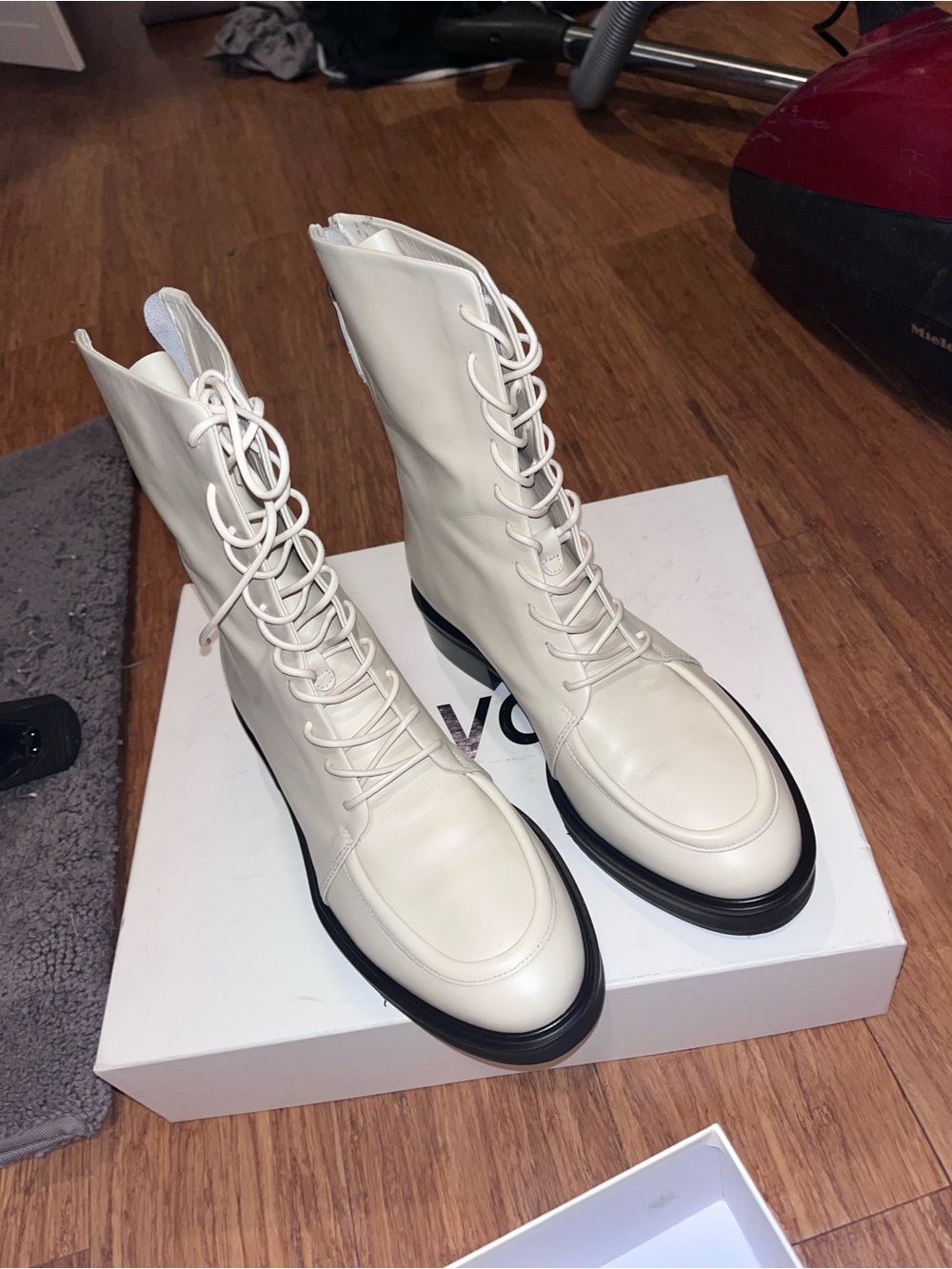 Aeyde- Max Cream Leather Lace-Up Boot Women's EU40 (aka a tight US9) NIB
